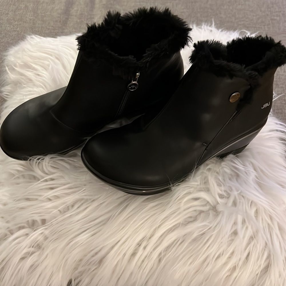 Jbuboots